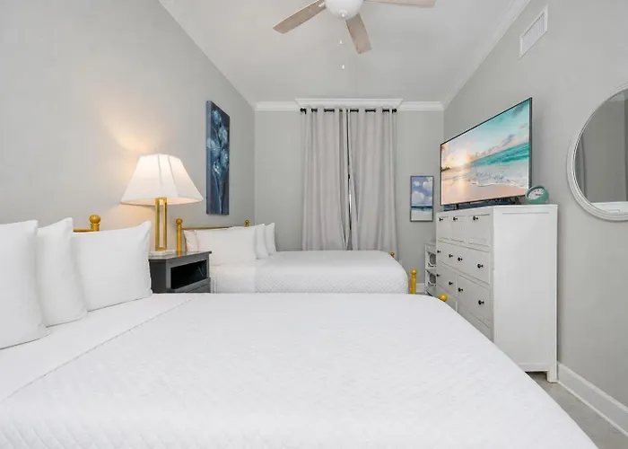 Phoenix Gulf Towers 1508 Apartment